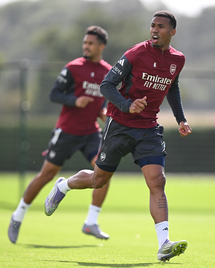 爱游戏-罗马考虑签回伊巴涅斯